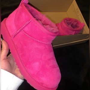 HOT PINK UGGS